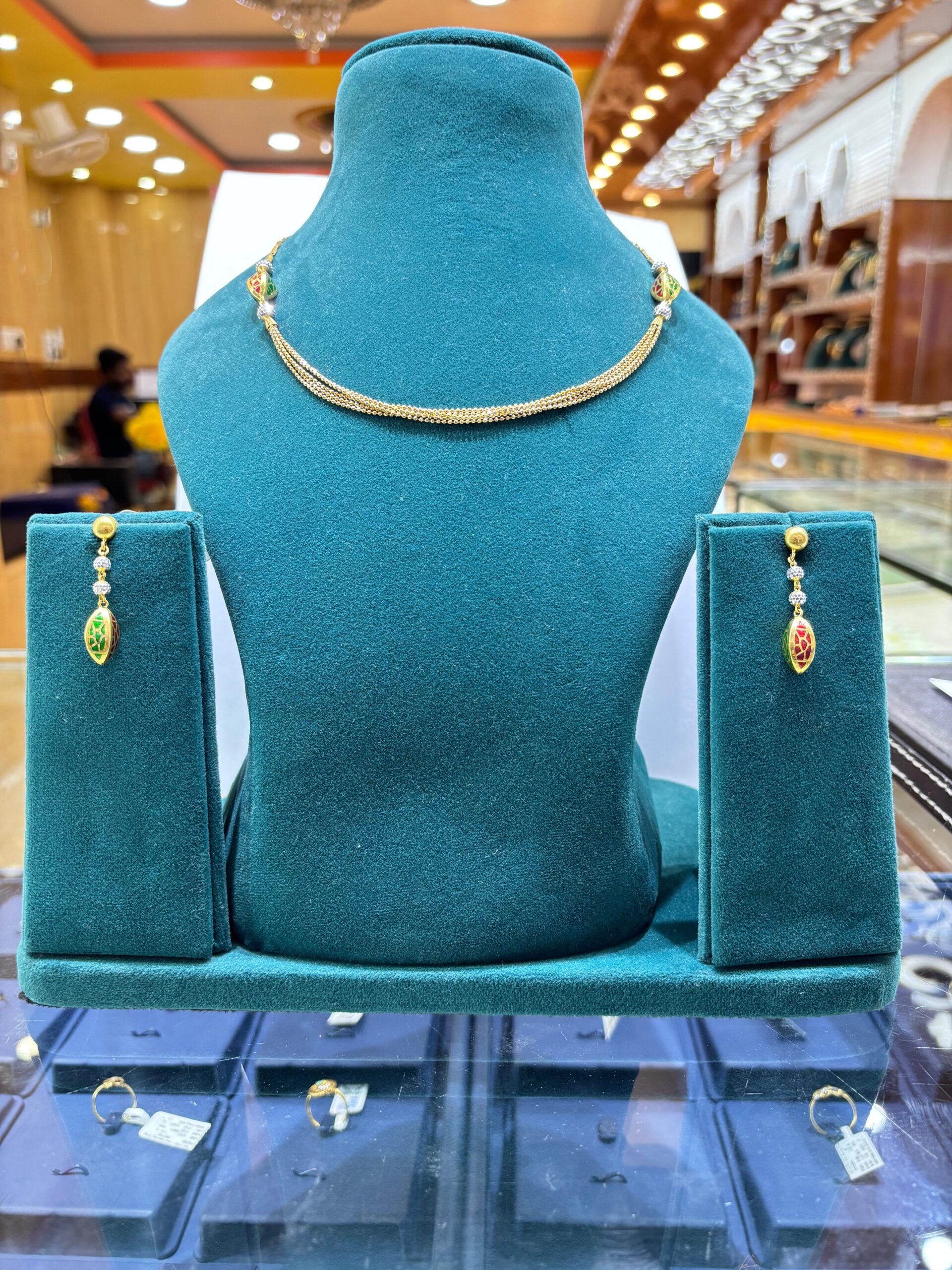 Necklace Set