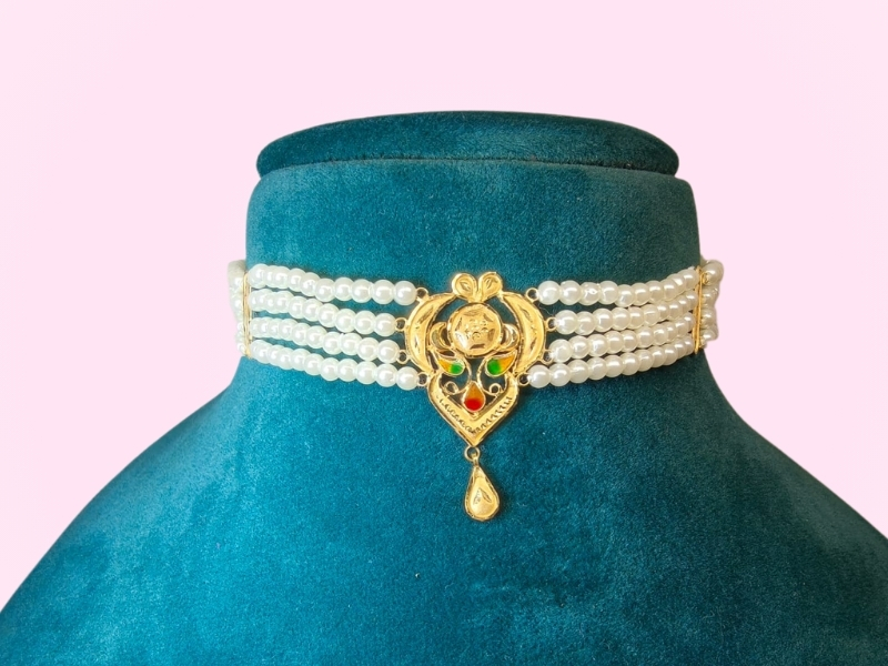 Moti Choker 25