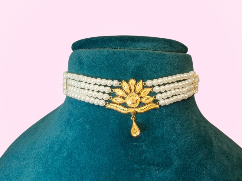 Moti Choker 04