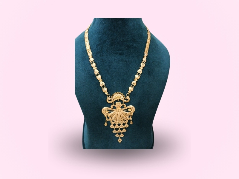 Necklace 09